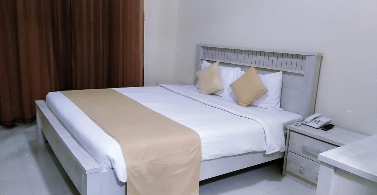 Al Khaleej Plaza Furnished Apartments Llc Adžmán Exteriér fotografie