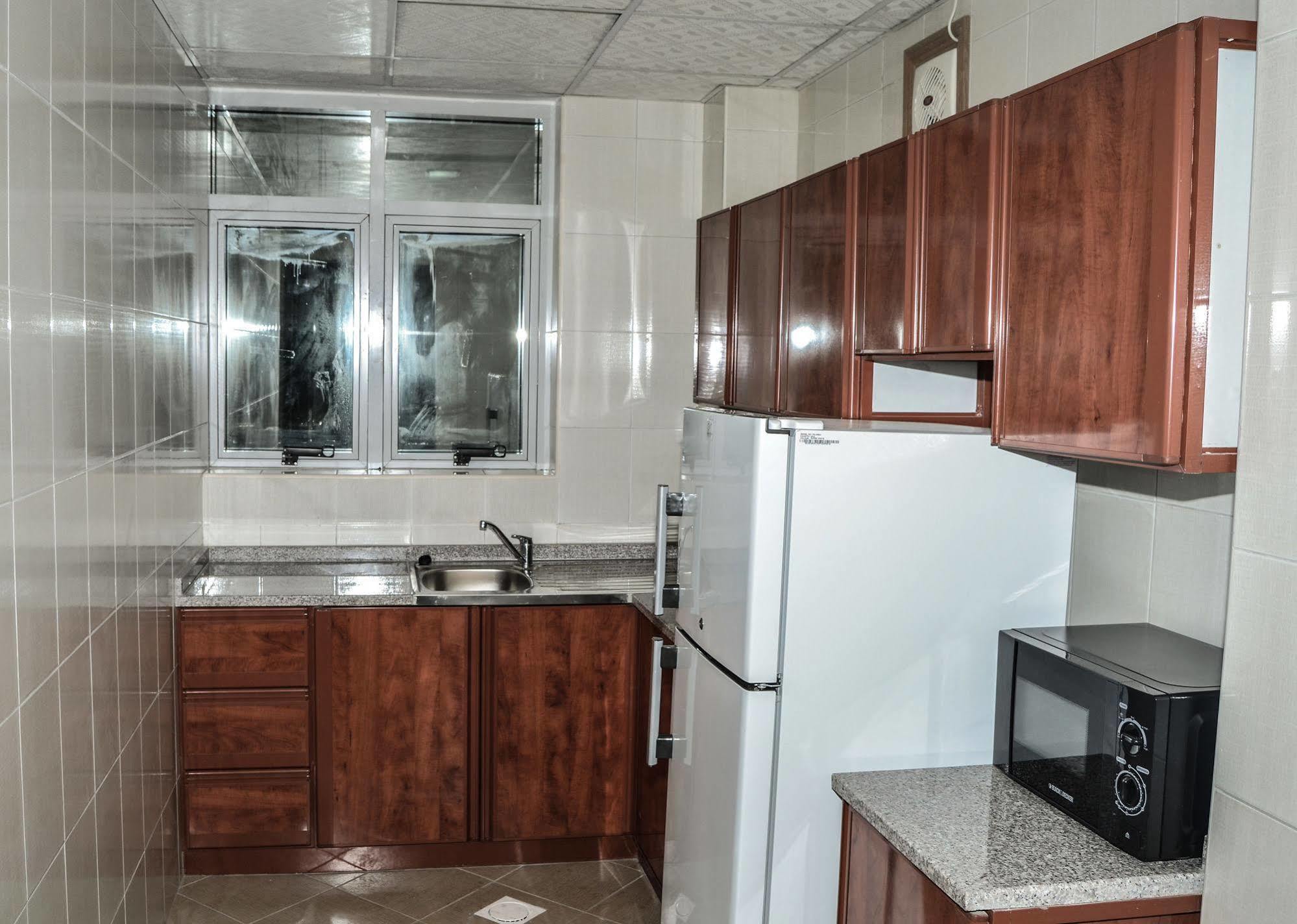 Al Khaleej Plaza Furnished Apartments Llc Adžmán Exteriér fotografie